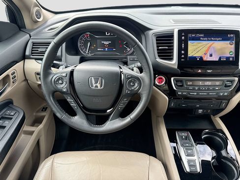 Used 2017 Honda Pilot Touring image 28