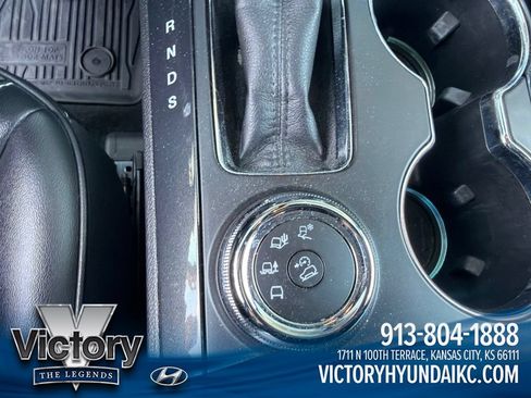 Used 2018 Ford Explorer Platinum AWD/4WD image 14
