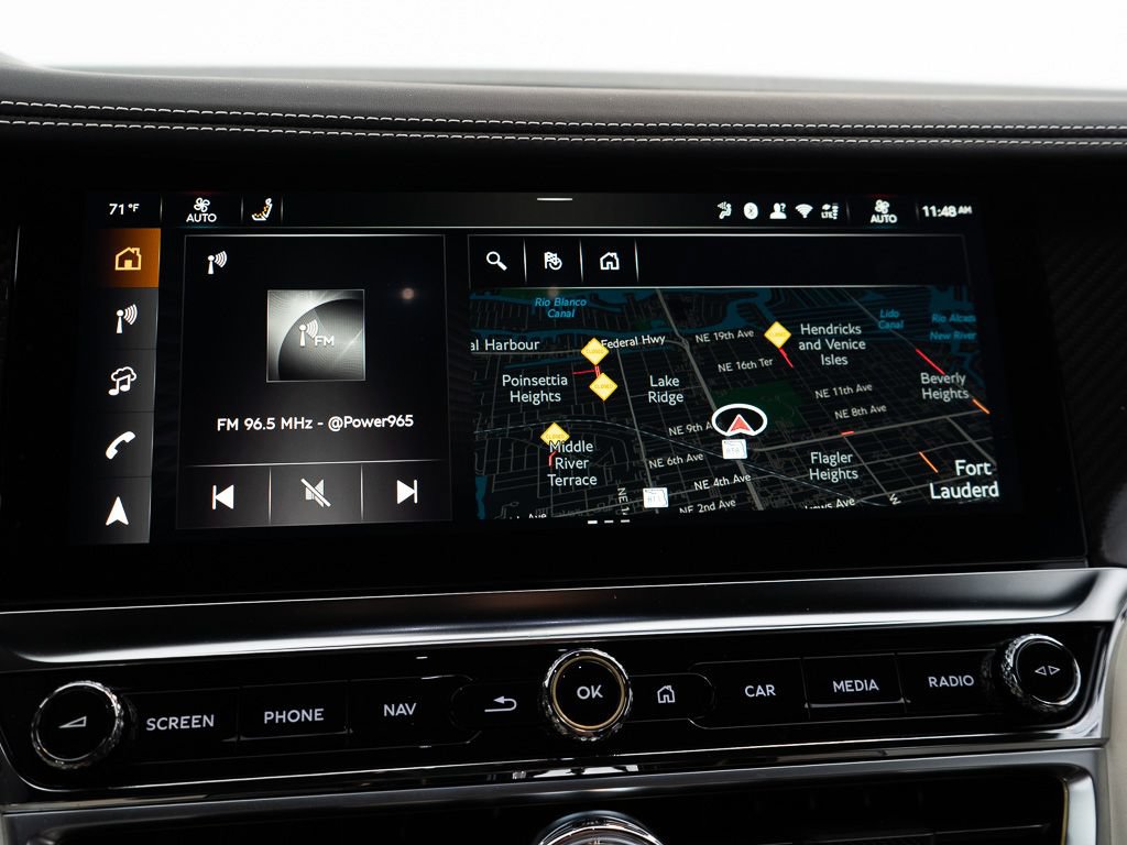 Used 2025 Bentley Flying Spur Plug-In Hybrid AWD/4WD image 40