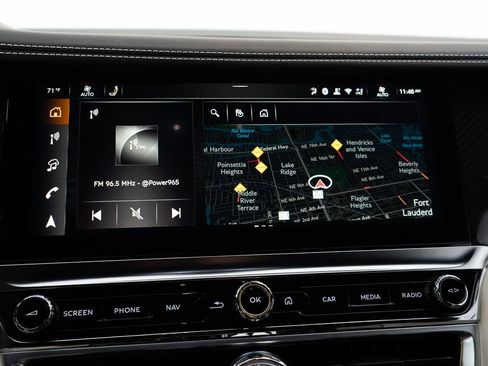 Used 2025 Bentley Flying Spur Plug-In Hybrid AWD/4WD image 40