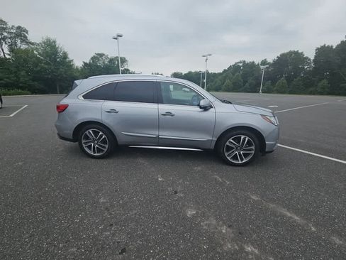 Used 2018 Acura MDX FWD w/ Advance Package image 3