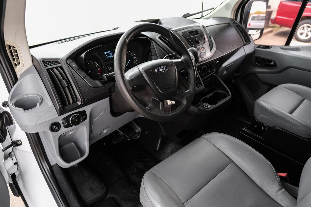 Used 2017 Ford Transit 250 148 Low Roof RWD image 2