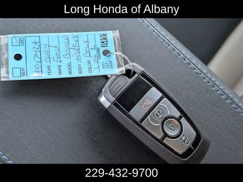 Used 2024 Ford Bronco Wildtrak AWD/4WD image 29