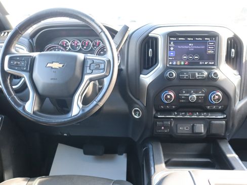 Used 2021 Chevrolet Silverado 2500 LTZ w/ LTZ Convenience Package image 14