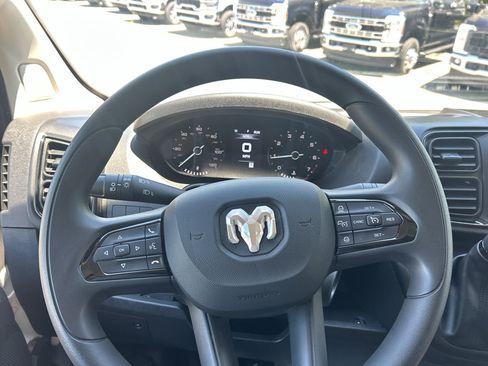 Used 2026 RAM ProMaster 2500 w/ Convenience Group FWD image 23
