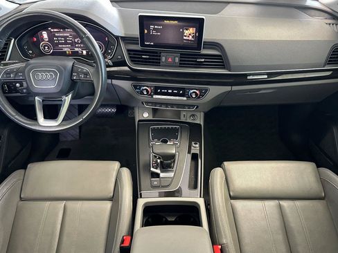 Used 2020 Audi Q5 e Prestige w/ Prestige Package AWD/4WD image 12