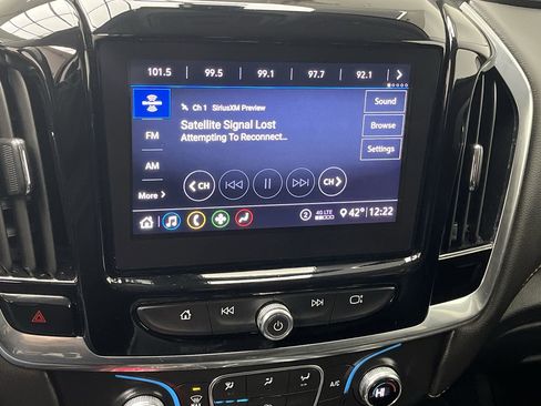 Used 2020 Chevrolet Traverse LT w/ LPO, Floor Liner Package image 18