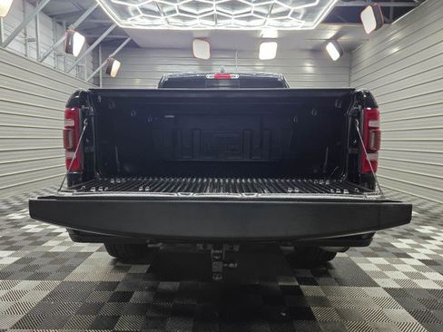 Used 2019 RAM 1500 Laramie w/ Sport Appearance Package AWD/4WD image 10