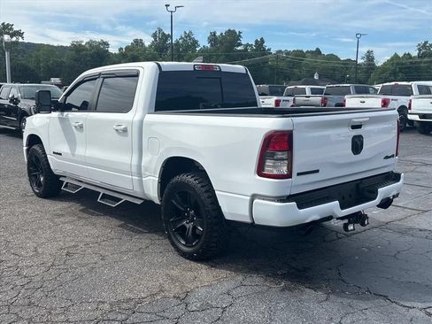 Used 2020 RAM 1500 Big Horn AWD/4WD image 5