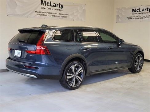 Certified 2026 Volvo V60 B5 Cross Country Plus w/ Protection Package Premier image 3