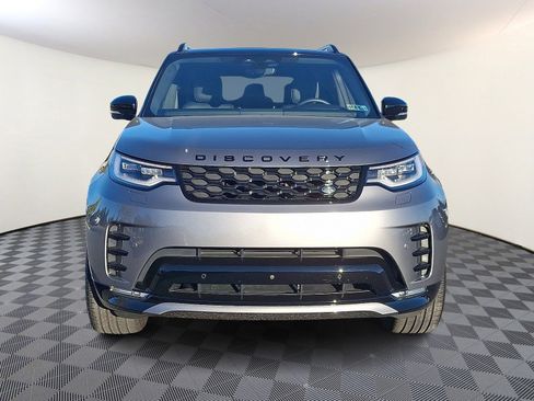 Used 2025 Land Rover Discovery Dynamic SE image 6