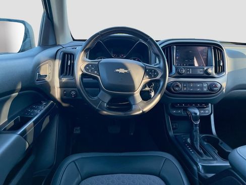 Used 2022 Chevrolet Colorado Z71 AWD/4WD image 21