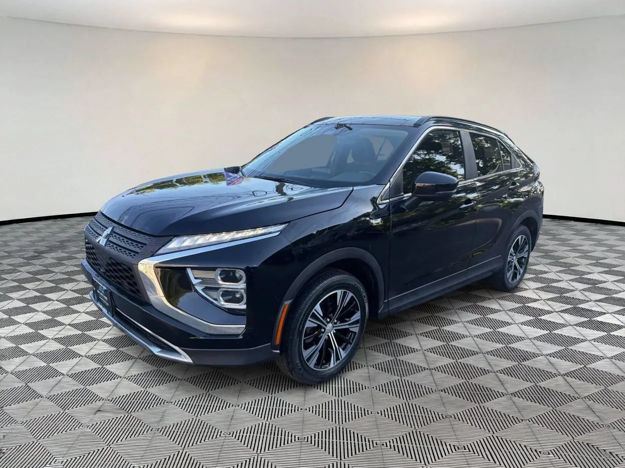 Used 2022 Mitsubishi Eclipse Cross SE AWD/4WD image 3