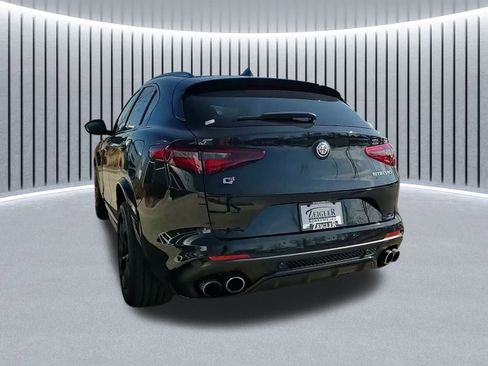Used 2023 Alfa Romeo Stelvio Quadrifoglio image 13