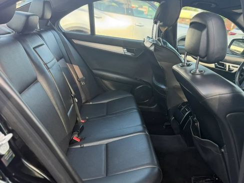 Used 2009 Mercedes-Benz C 300 4MATIC Sedan image 16