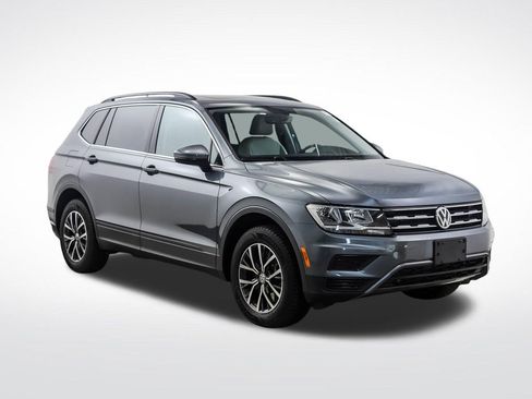 Used 2019 Volkswagen Tiguan SE w/ Panoramic Sunroof Package AWD/4WD image 7