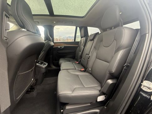 Used 2025 Volvo XC90 B6 Ultra image 25