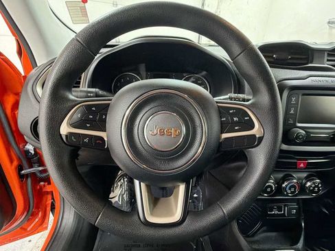 Used 2016 Jeep Renegade Sport w/ Power & Air Group FWD image 16