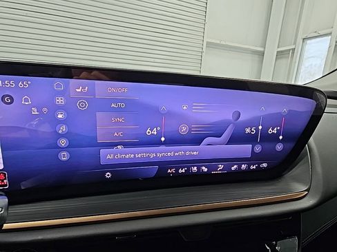 New 2026 Buick Envision Avenir image 17