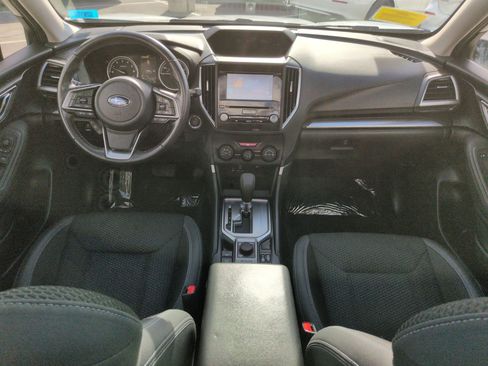 Used 2022 Subaru Forester Premium image 30