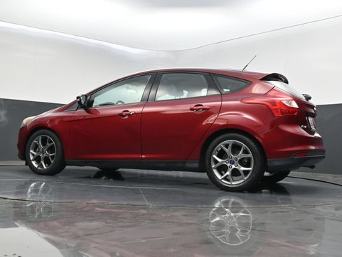 Used 2014 Ford Focus SE w/ Equipment Group 201A FWD image 37