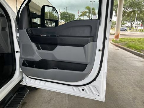 Used 2025 Ford F350 XL w/ XL Chrome Package AWD/4WD image 5