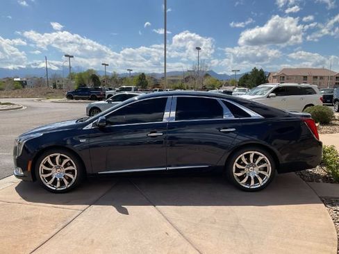 Used 2019 Cadillac XTS Luxury FWD image 4