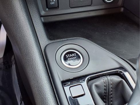 Used 2025 Nissan Sentra S FWD image 15