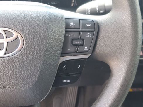 Used 2025 Toyota Camry LE FWD image 22