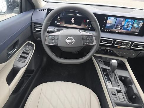 New 2026 Nissan Sentra SL FWD image 3