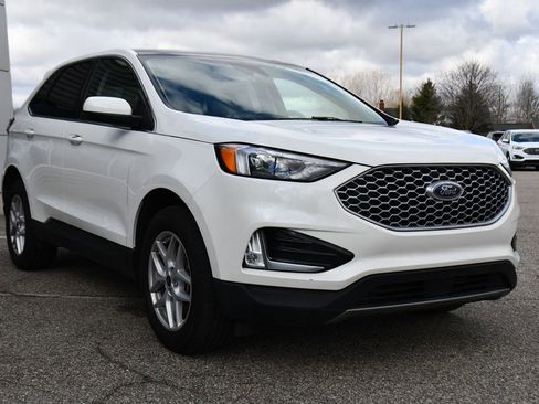 Used 2024 Ford Edge SEL w/ Convenience Package AWD/4WD image 9