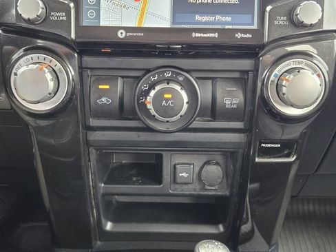 Used 2023 Toyota 4Runner TRD Off-Road Premium w/ Moonroof Package AWD/4WD image 18