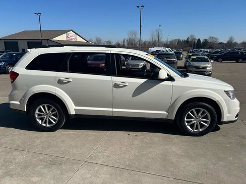 Used 2014 Dodge Journey SXT w/ Quick Order Package 28C image 4