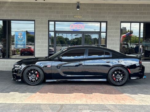 Used 2018 Dodge Charger R/T Scat Pack RWD image 90