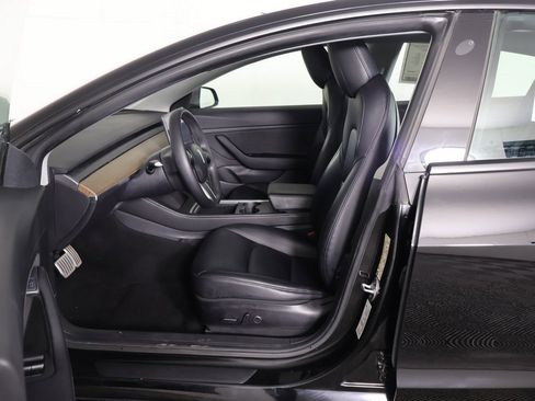 Used 2021 Tesla Model 3 Performance image 30