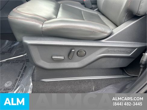 Certified 2025 Ford Expedition Active image 11