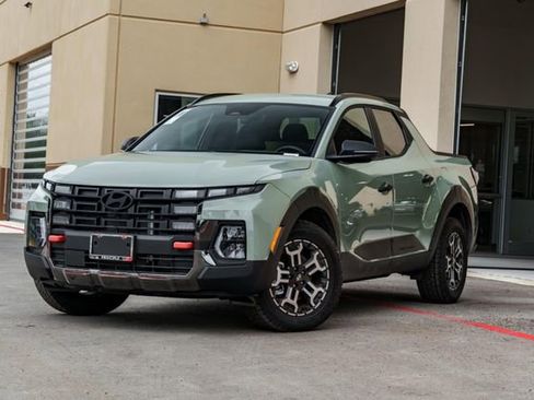 New 2025 Hyundai Santa Cruz XRT image 2