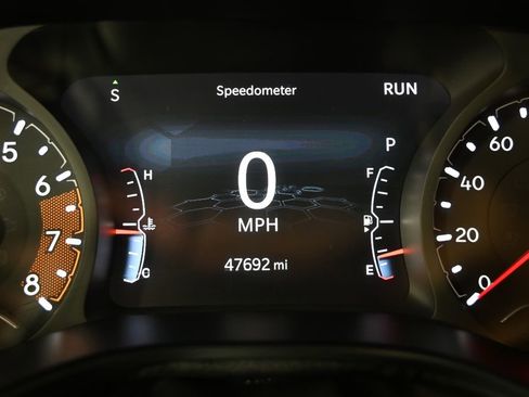 Used 2024 Jeep Compass Trailhawk AWD/4WD image 25