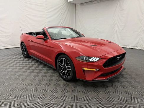 Used 2020 Ford Mustang Premium RWD image 5