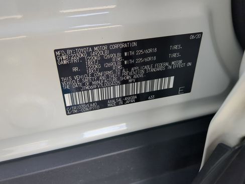 Used 2020 Toyota RAV4 Limited image 28