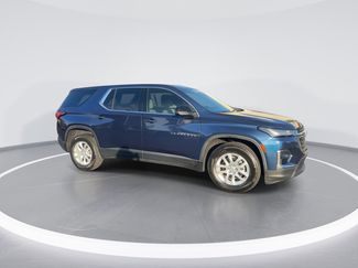 Used 2022 Chevrolet Traverse LS w/ LPO, Cargo Package video 2