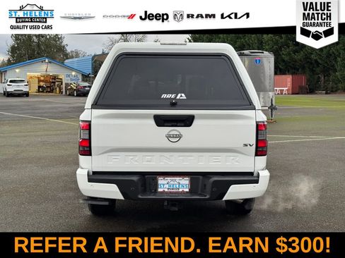 Used 2024 Nissan Frontier SV w/ SV Convenience Package image 5