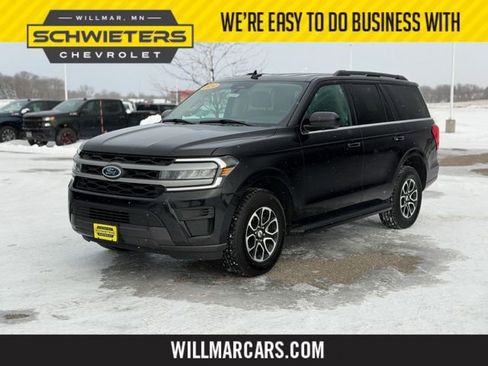 Used 2024 Ford Expedition XLT image 1