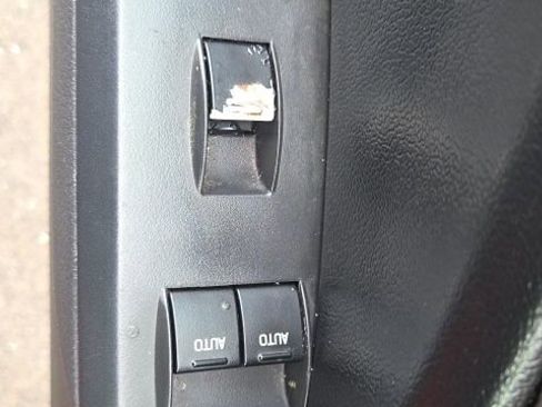 Used 2006 Ford Mustang GT image 22