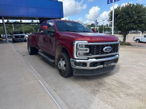 Used 2023 Ford F350 Lariat w/ Lariat Ultimate Package AWD/4WD image 12