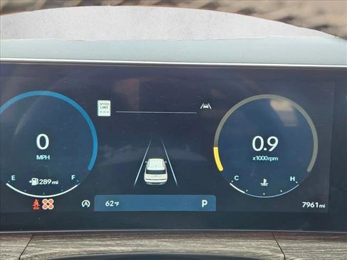 Used 2025 Hyundai Santa Fe Calligraphy image 10