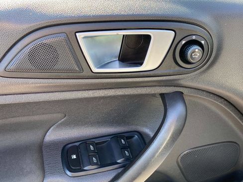 Used 2016 Ford Fiesta SE image 13
