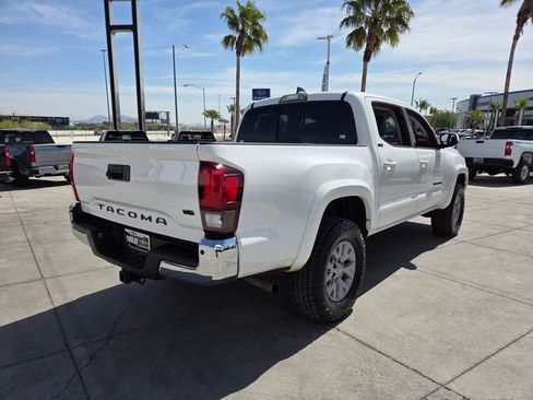 Used 2019 Toyota Tacoma SR5 RWD image 6