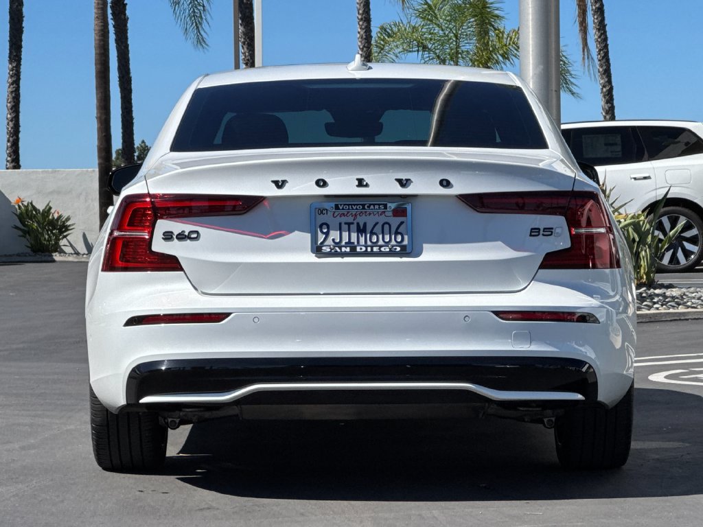 Certified 2023 Volvo S60 B5 Plus w/ Climate Package FWD image 4