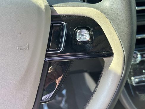 Used 2022 Lincoln Corsair FWD image 23